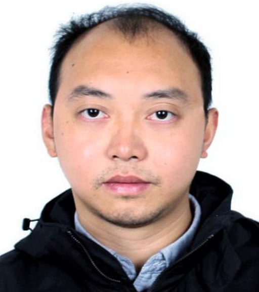 这是被联邦调查局通缉的中共黑客关天烽的公安信息库照片