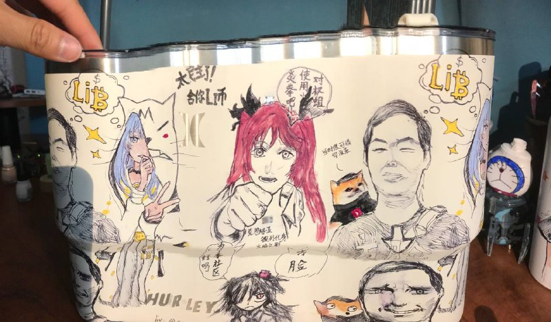 做了个下一届Li币大赛的奖品，李社区圣杯，家人们心动了吗👤 来自