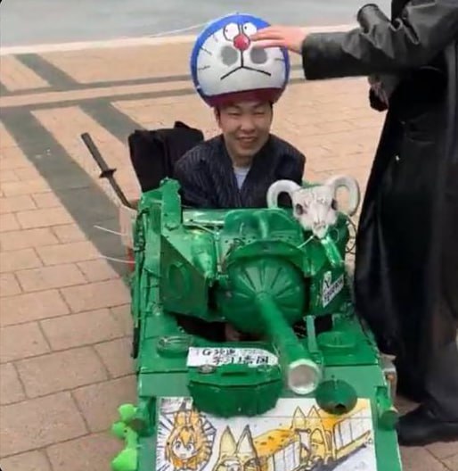 提出七步民主的中国总统候选人是怎样表演行为艺术的