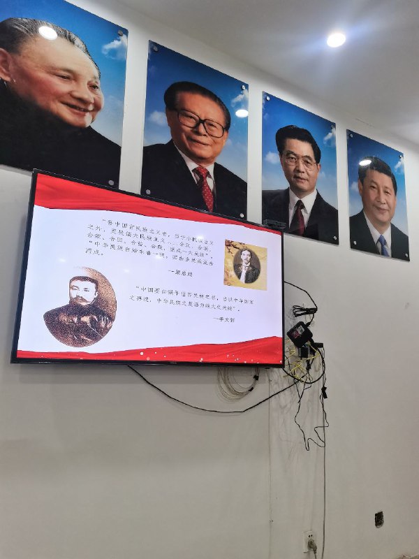 位于石家庄市长安区某小区里的社区党教育室