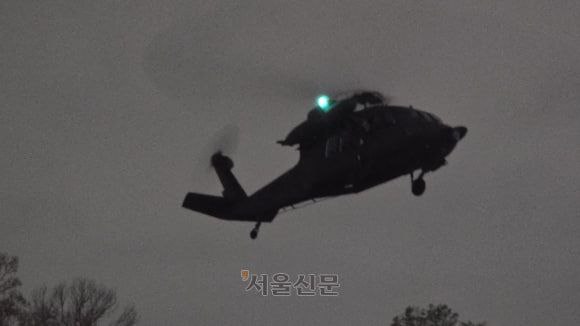 韩国士兵、坦克和直升机进入国会，或上演当代六四事件韩国士兵、坦克和直升机进入国会，或上演当代六四事件