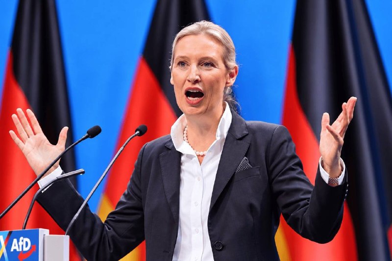 真 女👊🇩🇪�