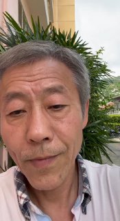 雪爷嘲讽中共护照，大