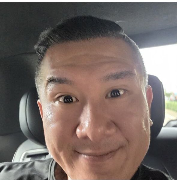 馆长陈支汗今天通过了