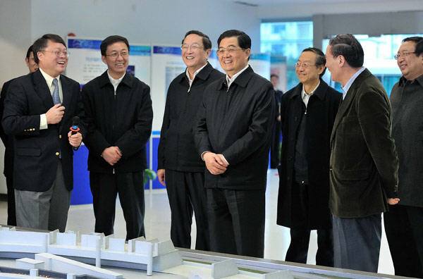 失意者联盟2010年，胡锦涛在上海考察科技工作