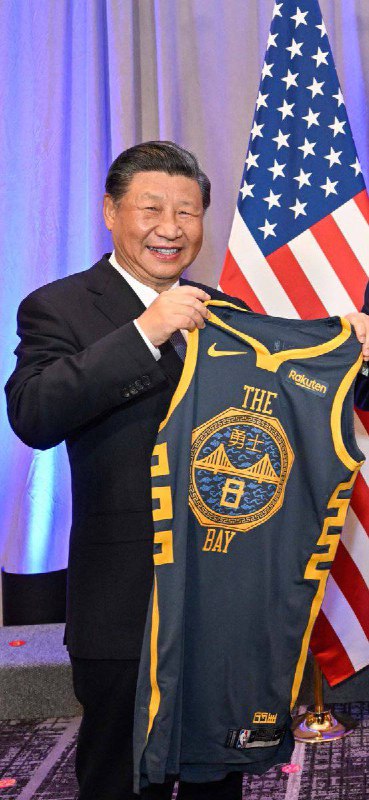 真正的勇士，可以卧薪尝胆只身赴会深入敌方，敌首面前保持满脸堆笑😊