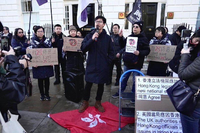 本周六，近四百名港人在英国违反了香港国安法本周六，近四百名港人在英国违反了香港国安法