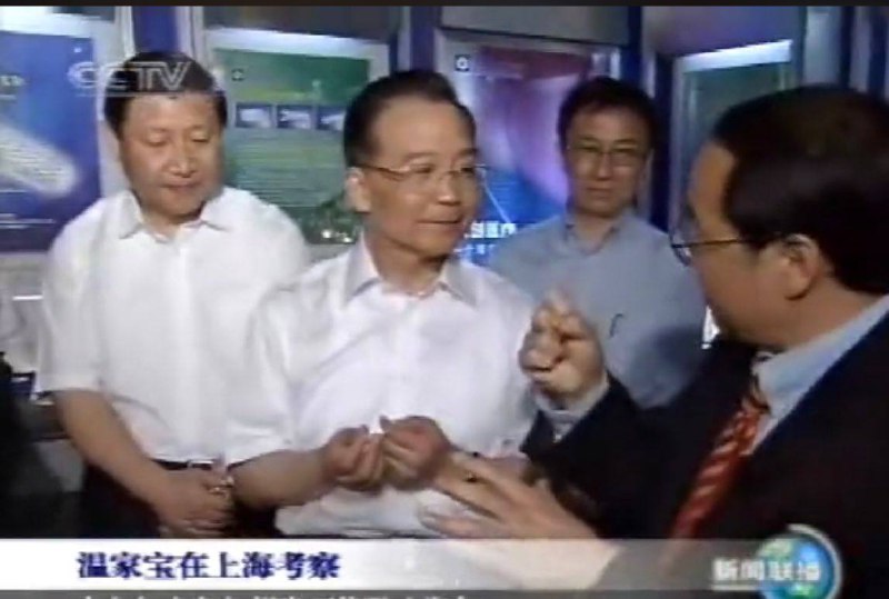 #谁没当过孙子啊时间倒回到2007年5月的上海同济大学校园