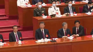 胡锦涛被强行带离现场完整版(多视频远近镜头整合)