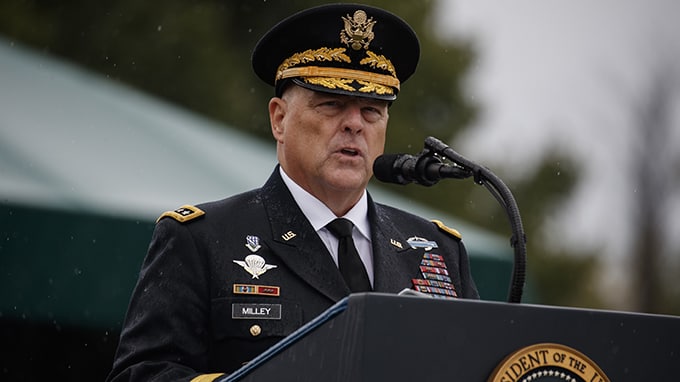 中国军事现代化的中期目标设在2035年