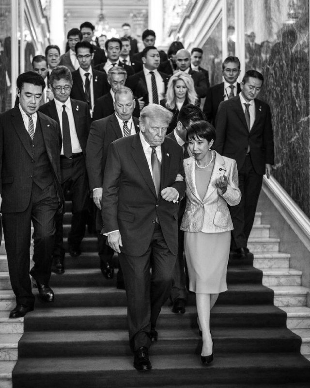 比习大大爱着彭麻麻都甜蜜