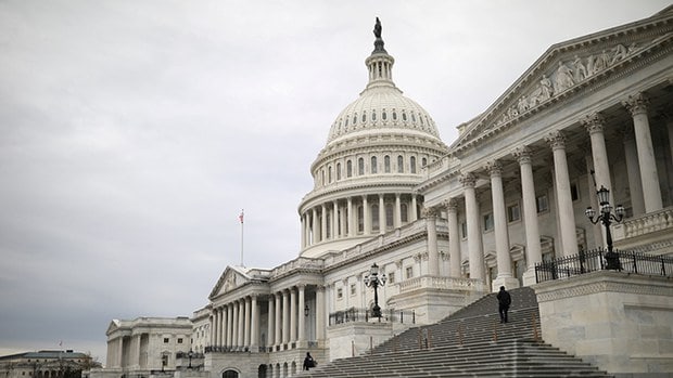 2020年-12月-23日，美国会通过《台湾保证法》 首度拨款支持美台训练架构