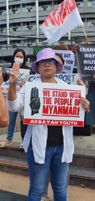 缅甸人 🇲🇲泰国人 🇹🇭中国人 🇹🇼民主，是我们共同的理想