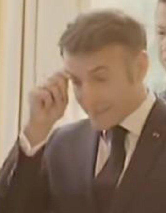 为什么要给法国人送法国书回复