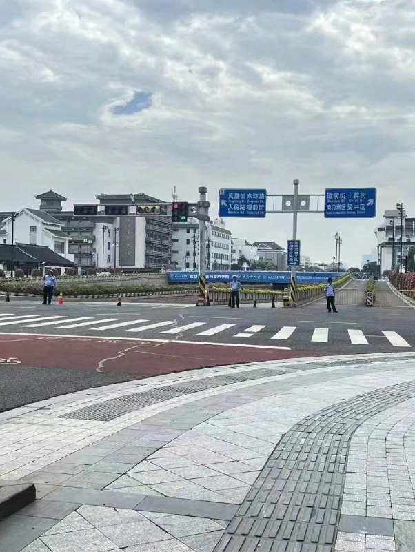 习近平到苏州后，前往苏州市中心的道路被封锁