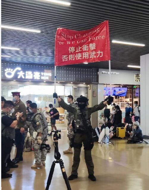 cos港警的第一个被锤By