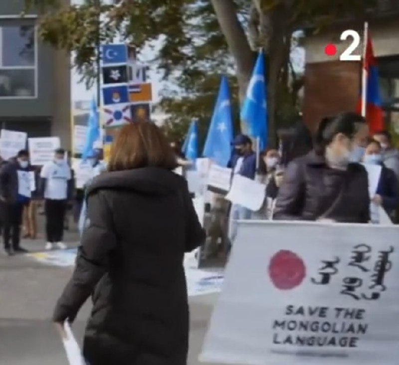 #時與勢都不在習近平這一邊小粉紅說