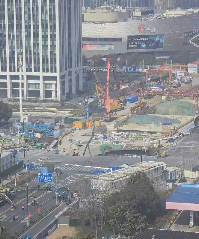 中国建筑就是豆腐渣工程的代名词😎 匿名投稿中国建筑就是豆腐渣工程的代名词😎 匿名投稿
