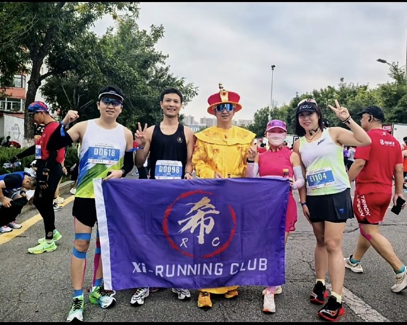 有人已经到了肆无忌惮、胆大妄为的地步！中风了还大招旗鼓跑步炫耀？大墨镜 包子脸？起名Xi-running club？🕶️ 匿名投稿有人已经到了肆无忌惮、胆大妄为的地步！中风了还大招旗鼓跑步炫耀？大墨镜 包子脸？起名Xi-running club？🕶️ 匿名投稿