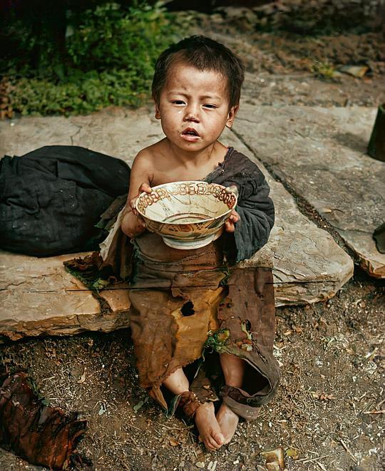 【老照片里的中国】乔治·西尔克镜头下的湖南大饥荒1946（AI上色）#中国为什么这么幸福【老照片里的中国】乔治·西尔克镜头下的湖南大饥荒1946（AI上色）#中国为什么这么幸福