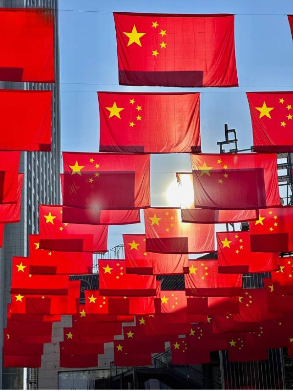 长日已尽，红天当立。