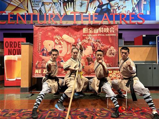 川普快干点正事，赶紧查查这些神助拳