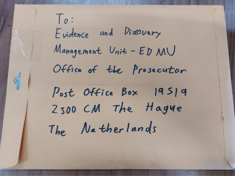 本台管理员易碎君（易碎品编年史）向海牙国际刑事法院（ICC）检察官办公室递交有关香港法官犯下危害人类罪证据的告发文件，随后其亲人被香港当局恐吓和骚扰