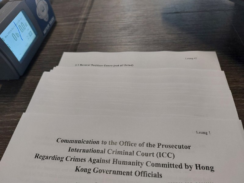 本台管理员易碎君（易碎品编年史）向海牙国际刑事法院（ICC）检察官办公室递交有关香港法官犯下危害人类罪证据的告发文件，随后其亲人被香港当局恐吓和骚扰