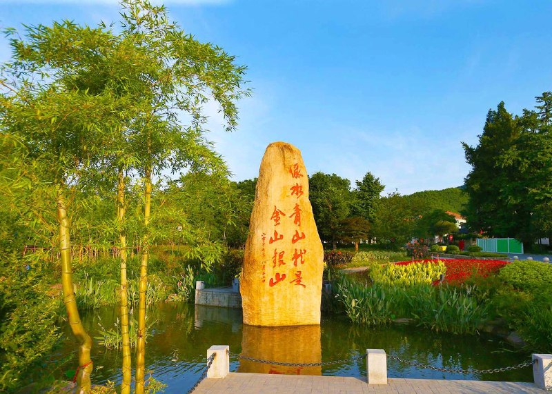 特朗普为什么想要格陵兰岛?懂王访华看到路边立着一个大牌子，问翻译写的是什么
