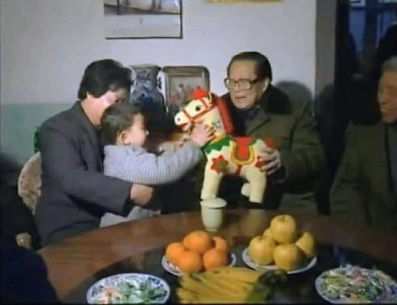 祝全体群友和小编春节玉快，活家欢络，万四如意！😎 匿名投稿