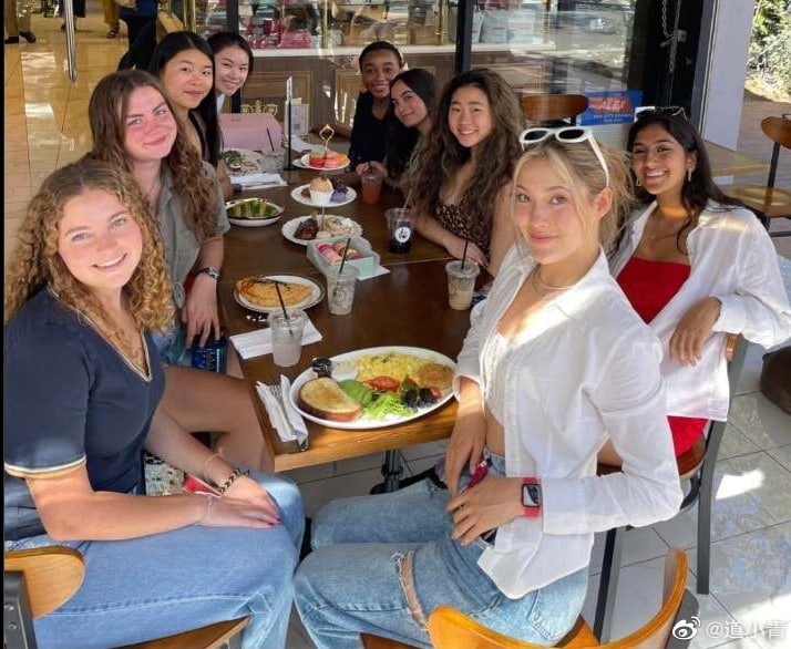 开学了，还是没戴口罩D☆I☆O·马迎新开学了，还是没戴口罩D☆I☆O·马迎新