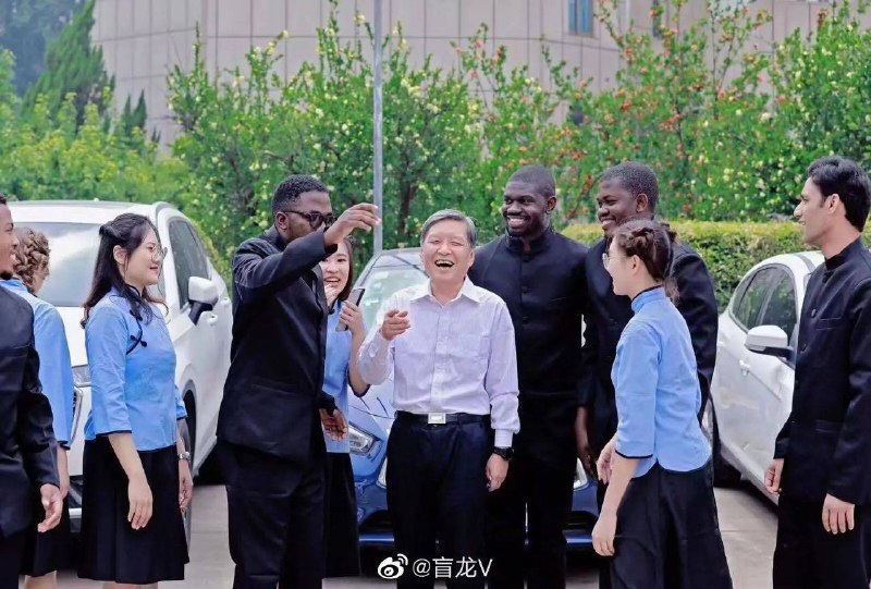 你们不生，有人帮你们生，安心啦投稿By