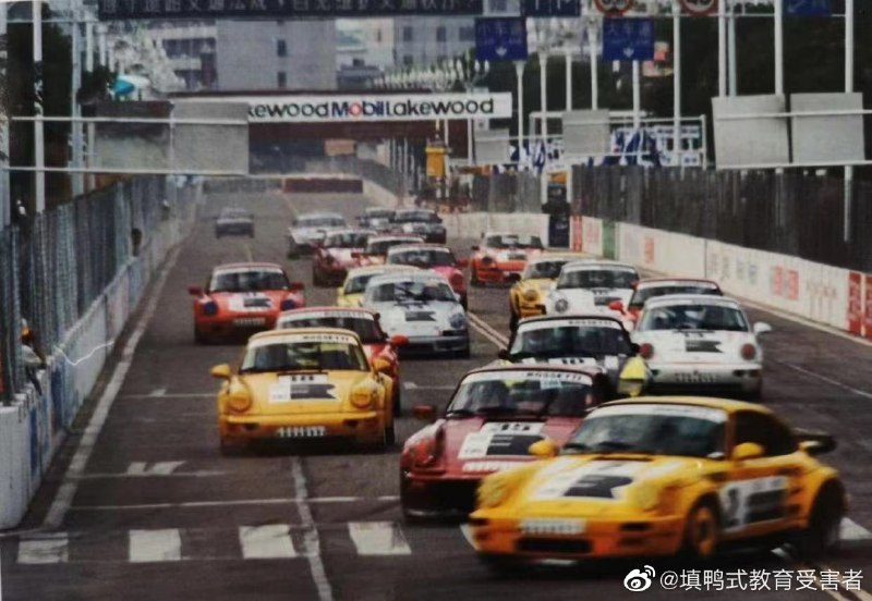 你敢信中国曾经有过这种 赛车文化时刻丸崽@9_jfm (twitter)你敢信中国曾经有过这种 赛车文化时刻丸崽@9_jfm (twitter)