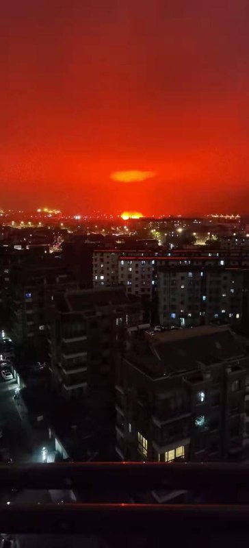 红星照耀中国投稿By