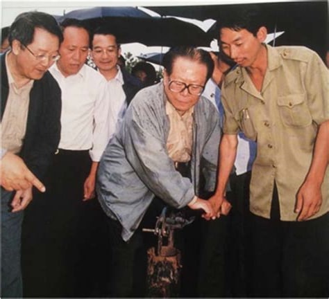 怎么回事呢，别跟我说找不到别人了，你这是什么目的？怎么回事呢，别跟我说找不到别人了，你这是什么目的？