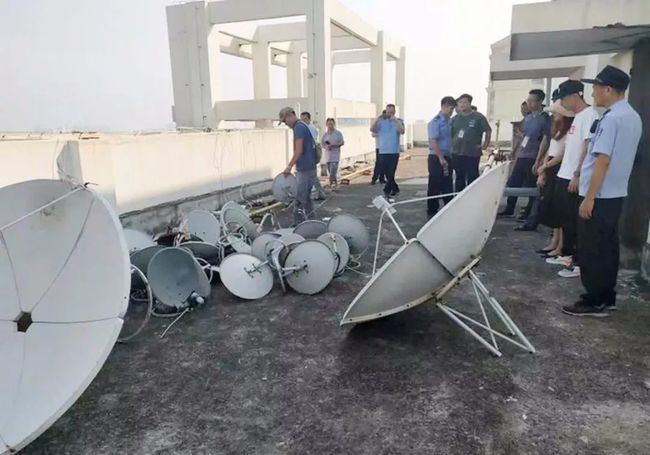 收了小耳朵，架设了高墙，正能量都在快手和抖音里了，党妈为草民的生命安全真是费劲了心思