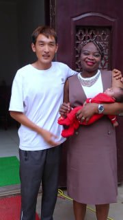 中国当局今年开始大力宣传 农村光棍娶非洲媳妇，给足流量要躺平的群友可以去非洲/广州 找个老婆 开个抖音，轻松年入百万，最近这个是 风口🫵中国当局今年开始大力宣传 农村光棍娶非洲媳妇，给足流量要躺平的群友可以去非洲/广州 找个老婆 开个抖音，轻松年入百万，最近这个是 风口🫵