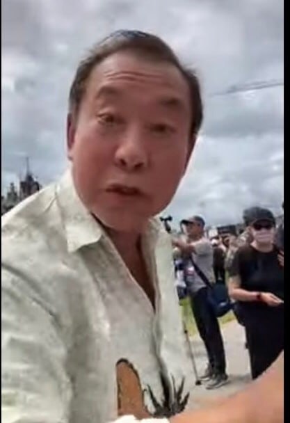 被粉蛆袭击  source被粉蛆袭击  source