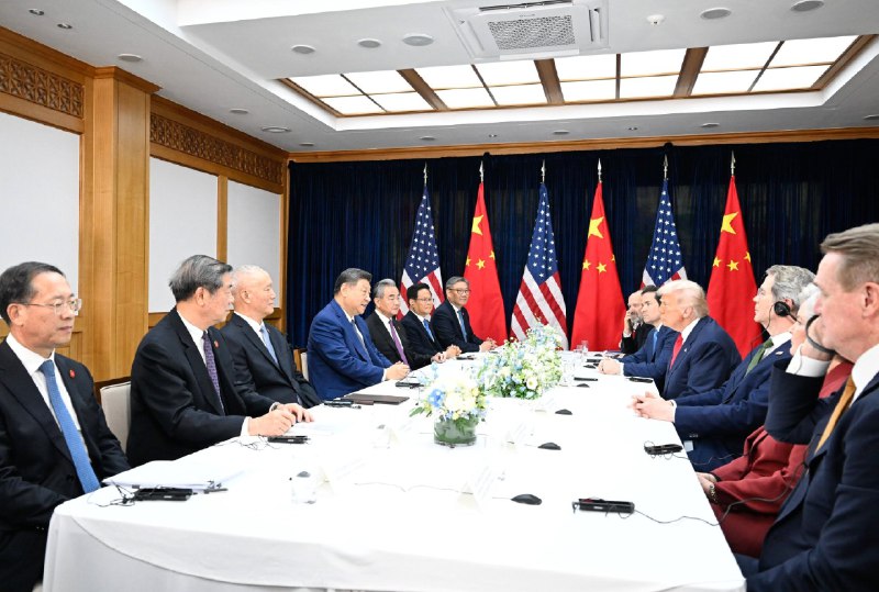 柬埔寨嘅陳志佢透過詐騙得嚟嘅BTC財產畀美國政府沒收咗今日特朗佬係習生耳邊講，喂！你果150億係我度喎