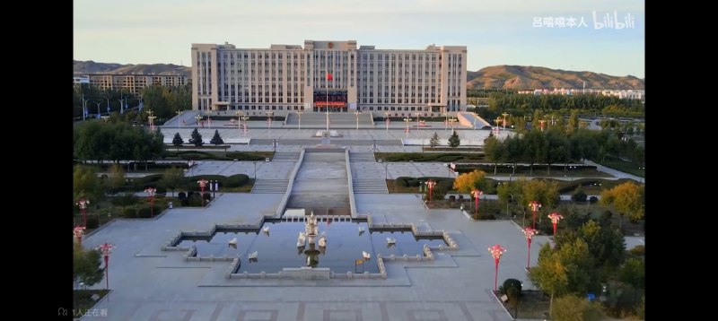 小小的中国震撼，图1 白宫（阜阳颍泉区政府），图二 五角大楼（市政府），图三四人民广场（乌拉特中旗 镇政府），图五六（杭州市政府），图七 （萧山行政大楼），视频青瓦台（南平市行政大楼）小小的中国震撼，图1 白宫（阜阳颍泉区政府），图二 五角大楼（市政府），图三四人民广场（乌拉特中旗 镇政府），图五六（杭州市政府），图七 （萧山行政大楼），视频青瓦台（南平市行政大楼）