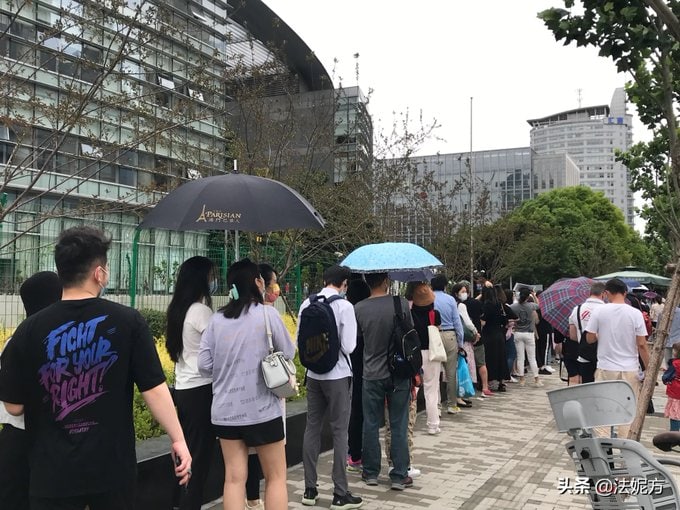 怎么回事呢？ 每天都这么多人投稿By