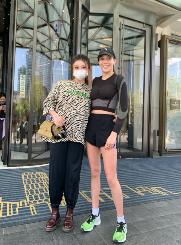 谷馅饼的口罩呢投稿By