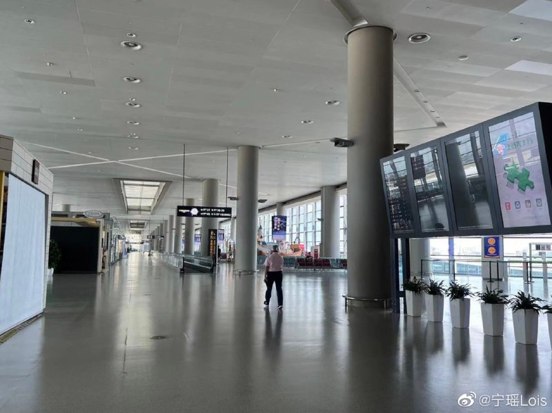 咋回事呢？投稿By