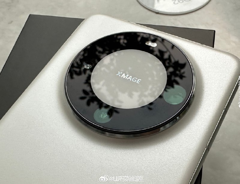 新款华为上线，搭载中芯国际的7nm的芯片新款华为上线，搭载中芯国际的7nm的芯片