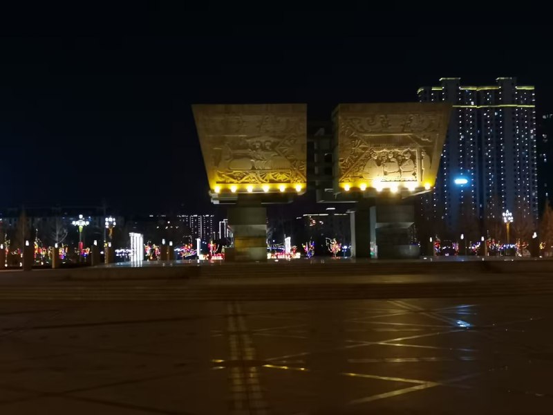 小小的中国震撼，图1 白宫（阜阳颍泉区政府），图二 五角大楼（市政府），图三四人民广场（乌拉特中旗 镇政府），图五六（杭州市政府），图七 （萧山行政大楼），视频青瓦台（南平市行政大楼）小小的中国震撼，图1 白宫（阜阳颍泉区政府），图二 五角大楼（市政府），图三四人民广场（乌拉特中旗 镇政府），图五六（杭州市政府），图七 （萧山行政大楼），视频青瓦台（南平市行政大楼）