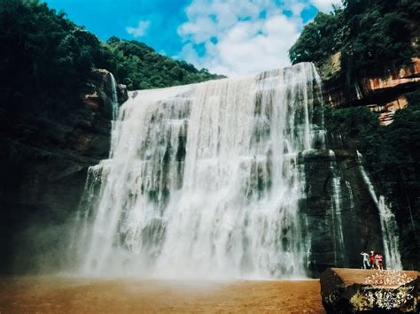 世界丹霞第一瀑——赤水大瀑布 已清零，没水了共匪娼妓·马迎新·丸崽世界丹霞第一瀑——赤水大瀑布 已清零，没水了共匪娼妓·马迎新·丸崽