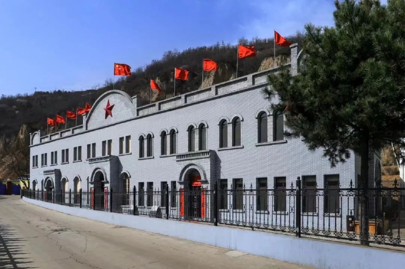 区长大人的官威区长大人的官威