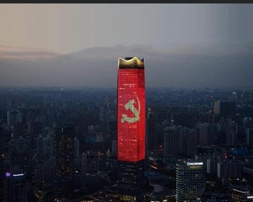 停电时期唯一照明楼，索伦之眼马迎新⚔️大佐停电时期唯一照明楼，索伦之眼马迎新⚔️大佐