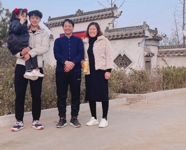 一家死光(被开车献忠),被晶哥维稳的可怜女人一家死光(被开车献忠),被晶哥维稳的可怜女人