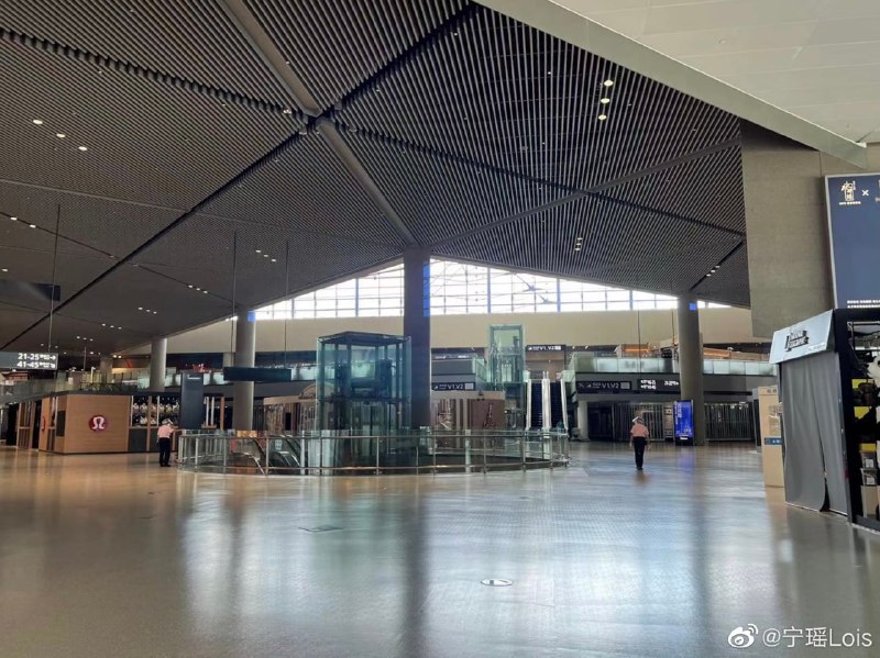 咋回事呢？投稿By